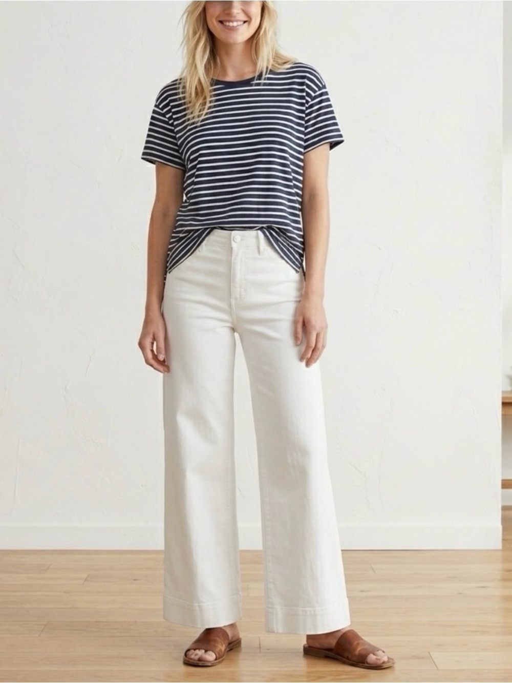 Paige Nellie Wide Leg High-Rise Cropped Jeans in Crisp White